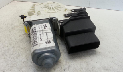 Skoda Octavia II1Z Bj.05 Fensterhebermotor hinten links 1K0959703B